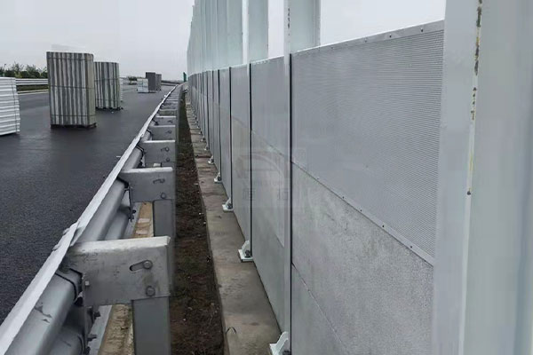 未來建筑的隔聲材料設計趨勢：智能化、可持續發展與新技術的結合對聲學性能的影響